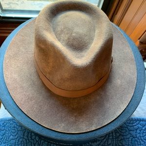 Goorin Bros. Large Men’s Felt  Wide Brim Hat
